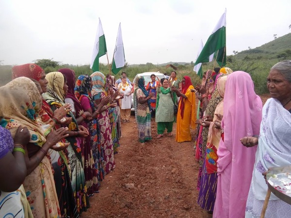 Ekta Parishad Frauenkongress 2016, Exkursion in die ländliche Umgebung