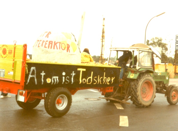 Demonstration gegen den THTR 1983 